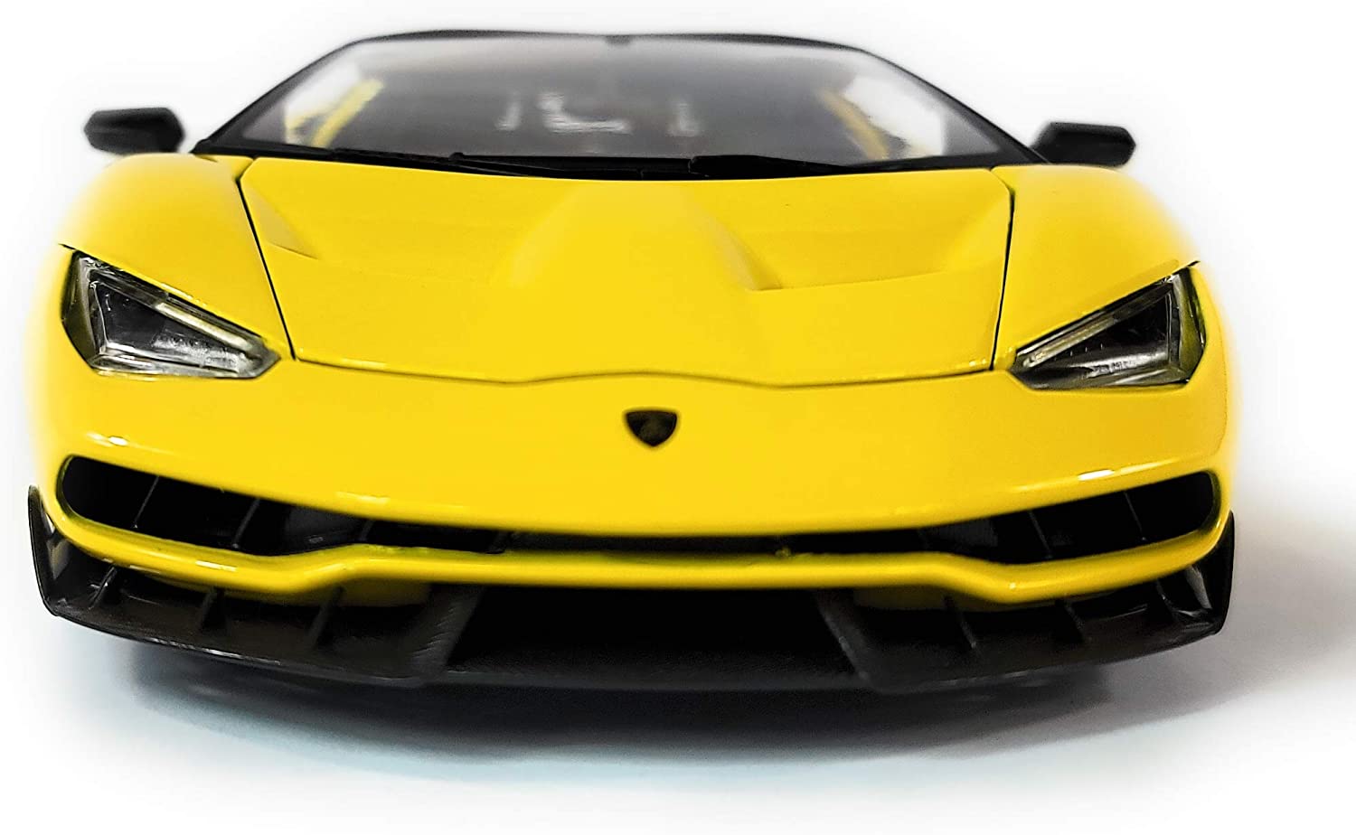 Maisto - Lamborghini Centenario - Yellow 1:43 (pullback Diecast Metal  Collection Cars) - Kukus Toys